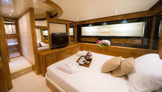 Zia Canaia yacht for sale 17