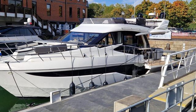 ALOUISE yacht for sale 8
