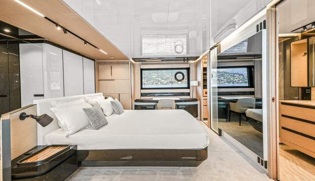 YB yacht for sale 10