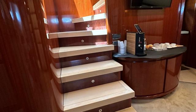 Tecnomar Velvet 90 yacht for sale 20