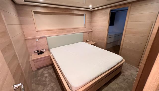 AQUILA yacht for sale 13