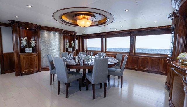 LUCY yacht for sale 14