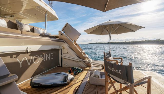 YVONNE yacht for sale 28