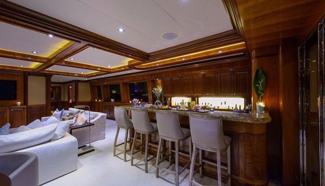 LUCY yacht for sale 22