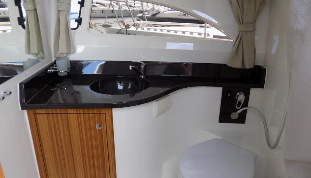 PEGGY G yacht for sale 34