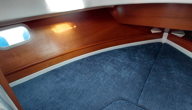 Rocky yacht for sale 27