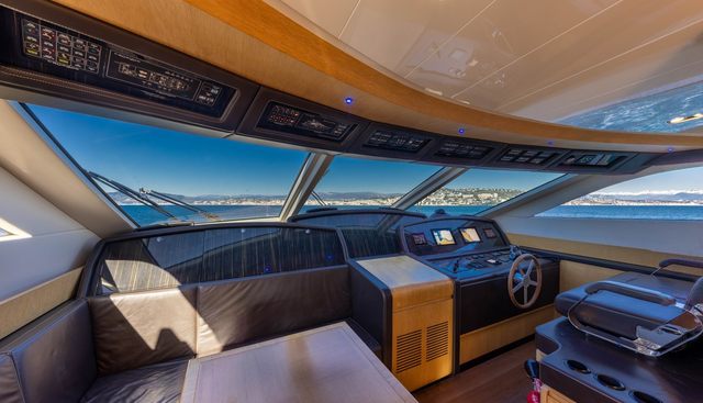 MAD DAY yacht for sale 27