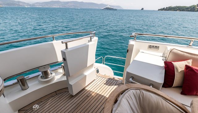 JASMINE LUNA yacht for sale 30