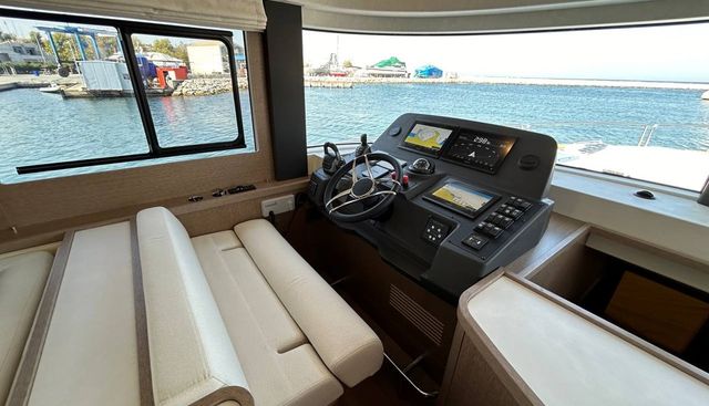 Sirena 58  yacht for sale 19