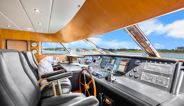 Azure yacht for sale 10