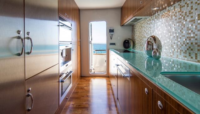 MR & MRS SMITH yacht for sale 33