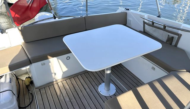 Syntagma yacht for sale 15