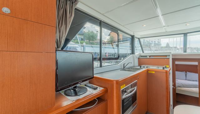 noname yacht for sale 7