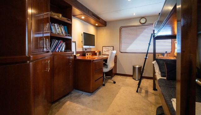 FLYING DUTCHMAN yacht for sale 57