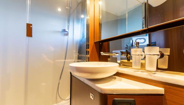 Capella yacht for sale 39