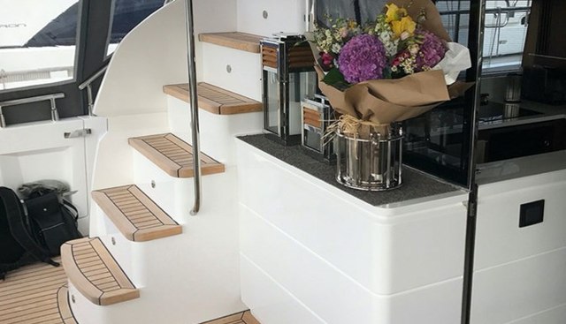 Princess 68 yacht for sale 8