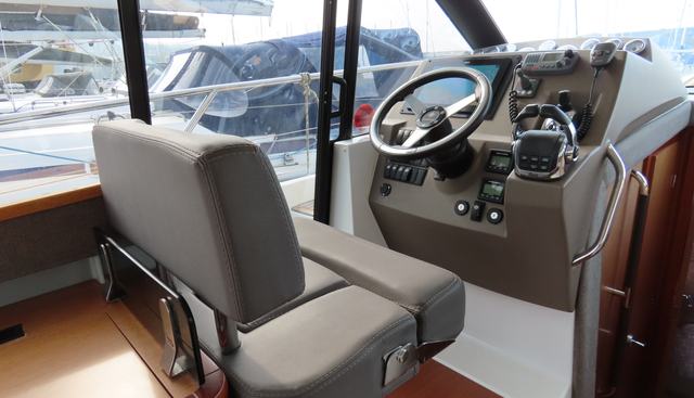 3 Treasures yacht for sale 20
