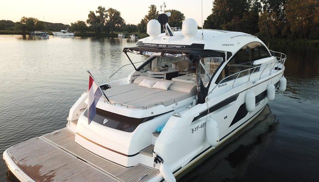 noname yacht for sale 2