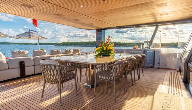 VIVACE yacht for sale 18