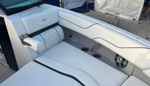 Regal LS6 yacht for sale 14