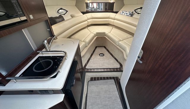 Sea Fin yacht for sale 18