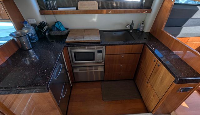 Casa Amigos yacht for sale 23