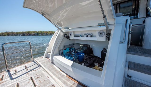 CNTRL-SALT-DEL yacht for sale 24