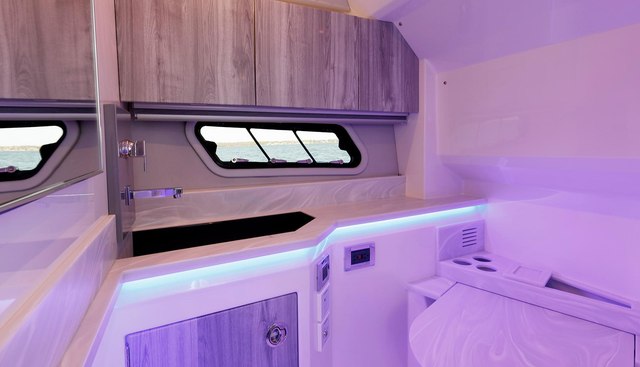 Cosmetic Sturgeon yacht for sale 45