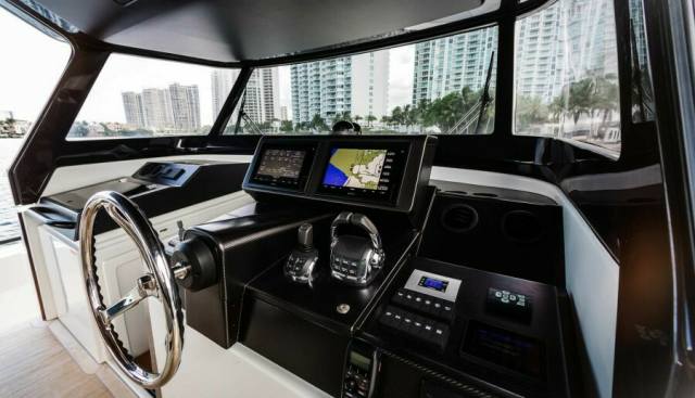 BLUEGAME 62 yacht for sale 17