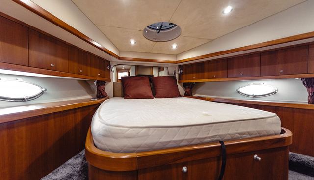 SIREN yacht for sale 28