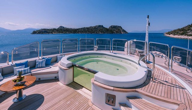 IDYLLIC yacht for sale 7
