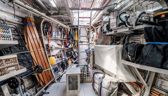Ugly Betty yacht for sale 39