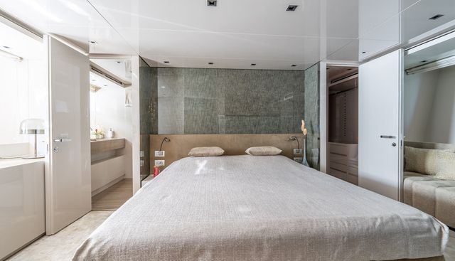 Lady Larisa yacht for sale 17