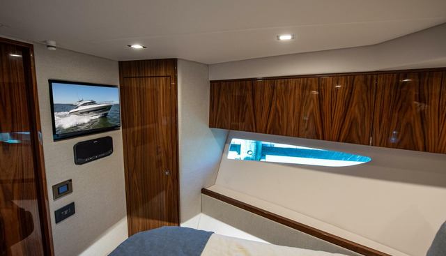 CNTRL-SALT-DEL yacht for sale 48