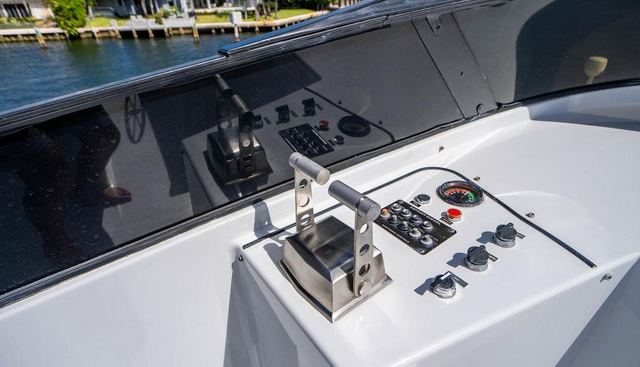 Three Blessings yacht for sale 27