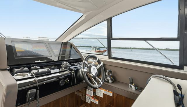 Tropical Dreamer yacht for sale 32