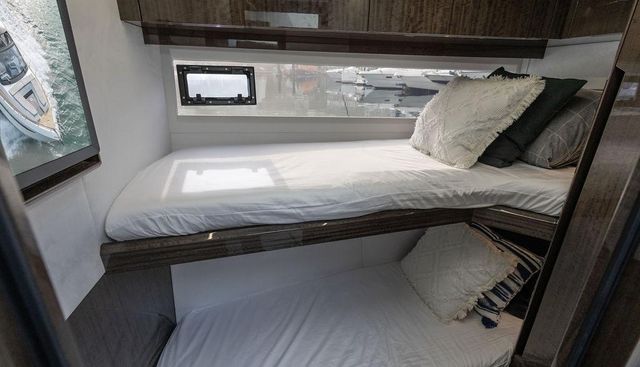 Galeon 510 SKY yacht for sale 45