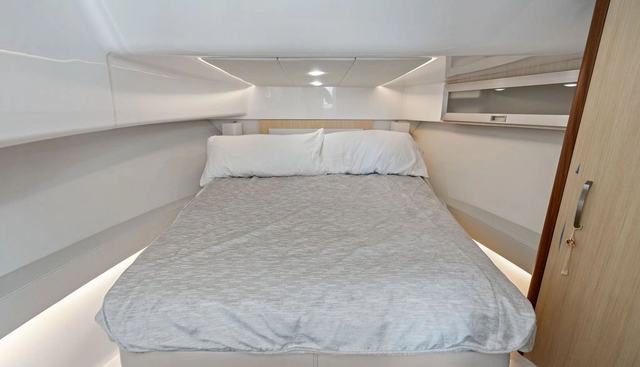 Blue Eyes yacht for sale 38