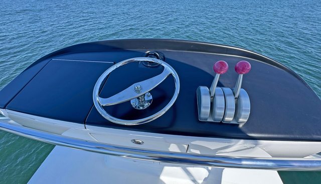 PIER PRESSURE yacht for sale 19