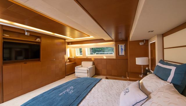 LA RUBIA yacht for sale 52