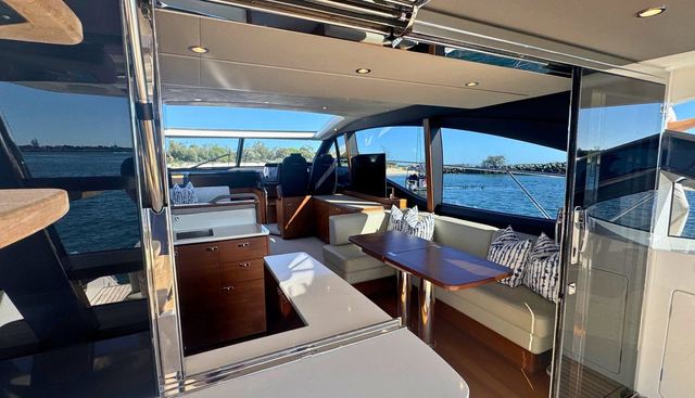 B III yacht for sale 35
