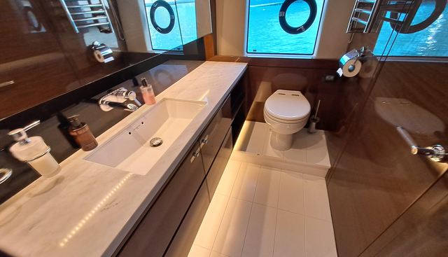 noname yacht for sale 10