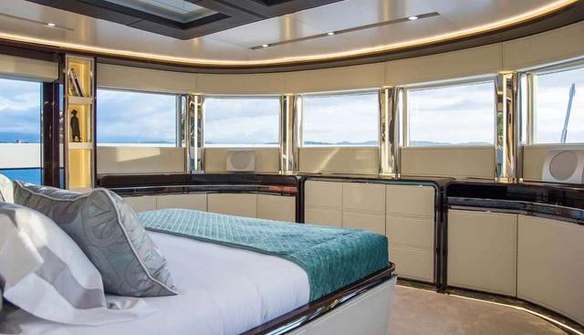 SOULMATE yacht for sale 15