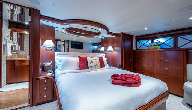 Lady Lorraine yacht for sale 37