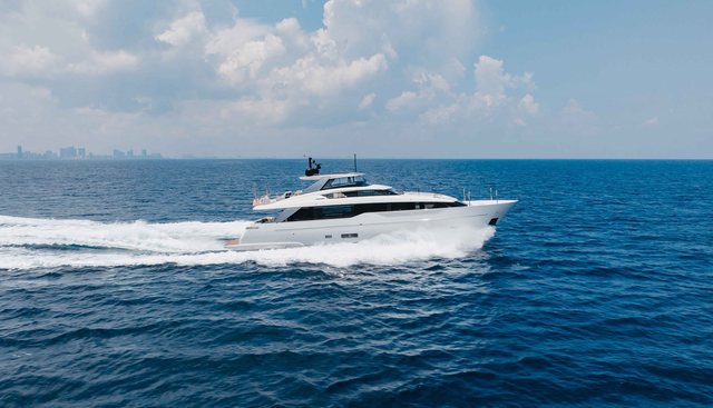 CHAMELEON yacht for sale 10