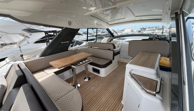 White Pearl yacht for sale 4