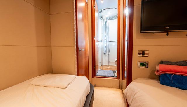 BE ON SEA yacht for sale 39