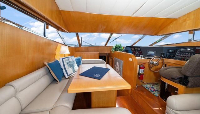 noname yacht for sale 33