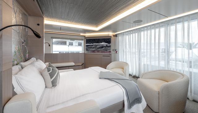 EVELYN P yacht for sale 43