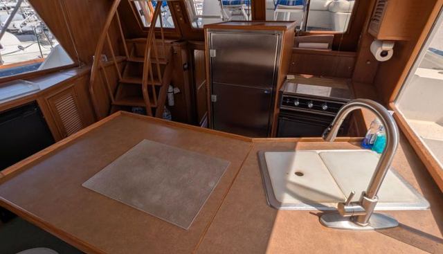 Fisher Folly IV yacht for sale 28